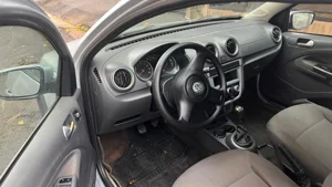 VW - VolksWagen Saveiro