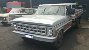 FORD F4000 Diesel