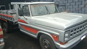 FORD F4000 Diesel